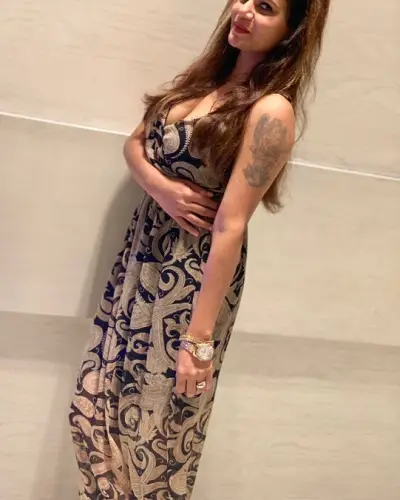 Awagarh Escort